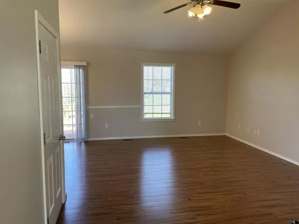 Ozark, MO 65721,1215 S 16th ST