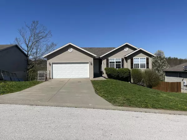 1215 S 16th ST, Ozark, MO 65721