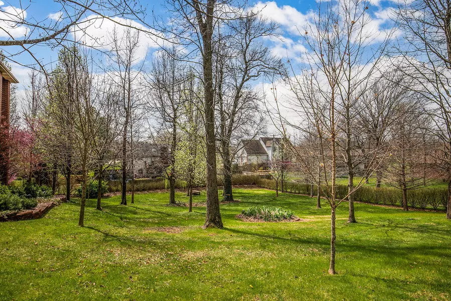 6004 Copper Ridge ST, Nixa, MO 65714