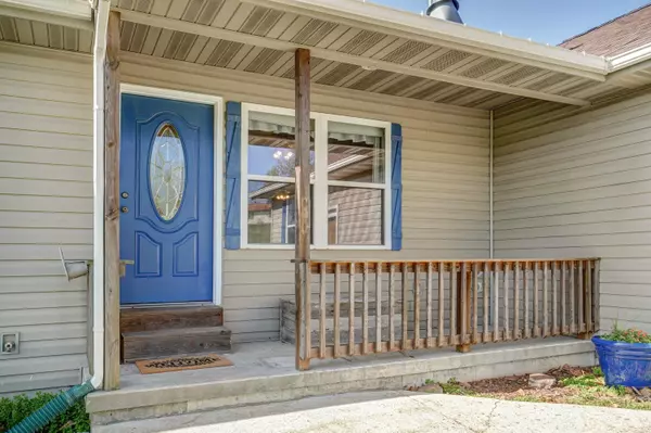 Ava, MO 65608,19366 State Highway 76