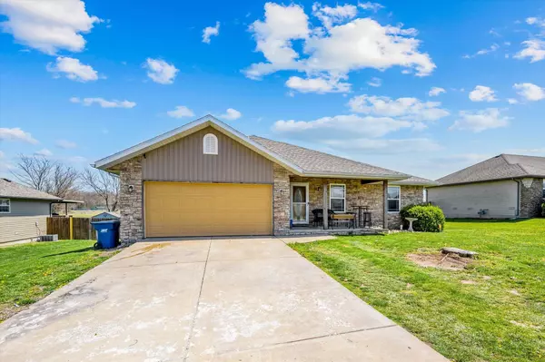 Willard, MO 65781,960 Owen LN