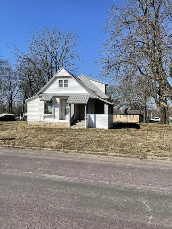 503 S Main ST, Mountain Grove, MO 65711