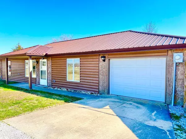 366 State Highway O, Highlandville, MO 65669