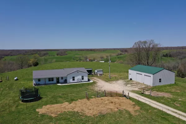 345 Bluejay RD, Seymour, MO 65746