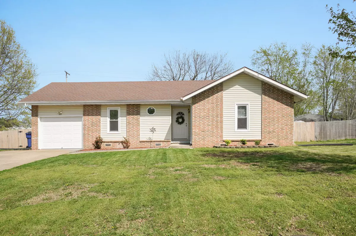 Willard, MO 65781,610 Daniel LN