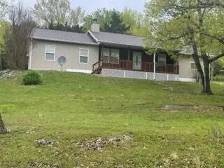 35 Golfcrest DR, Kimberling City, MO 65686