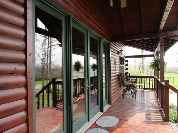 Mountain View, MO 65548,2033 Private Road 2421