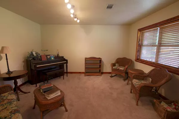 Thayer, MO 65791,4766 Z HWY
