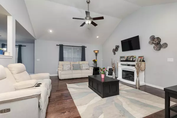 Republic, MO 65738,1526 E Primrose LN