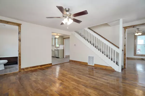 Springfield, MO 65802,609 W Scott ST