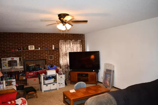 Louisburg, MO 65685,9 Hosier RD