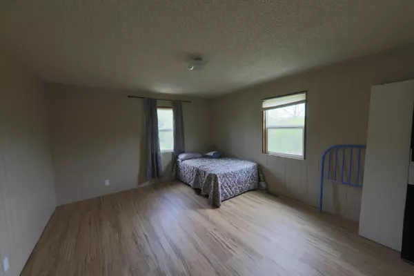 2650 State Hwy Y, Norwood, MO 65717