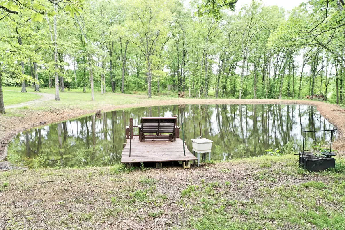West Plains, MO 65775,7570 County Road 8580