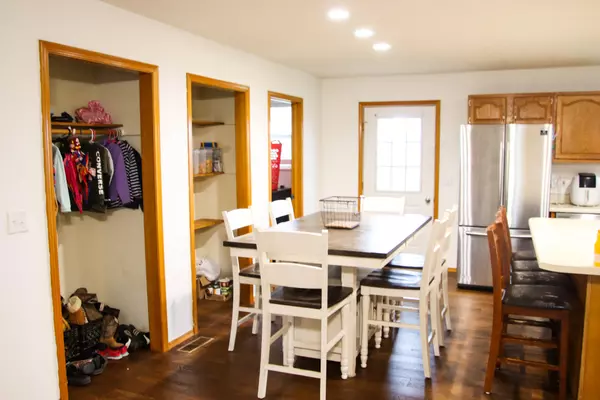 Clever, MO 65631,209 E Meadowbrook AVE