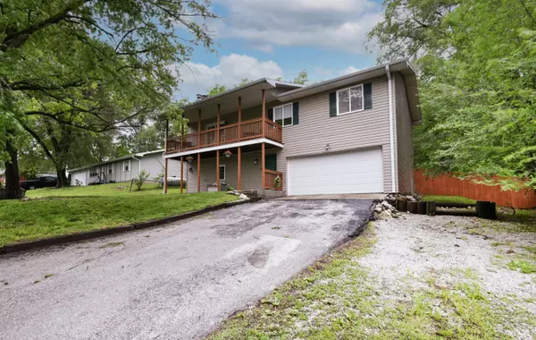 Ozark, MO 65721,1702 N 16th ST