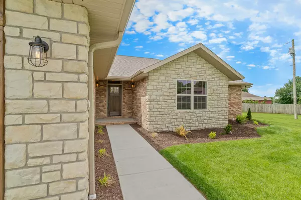 Willard, MO 65781,678 Becky ST