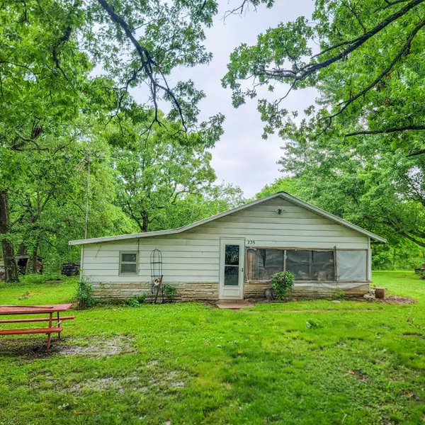 239 State Road T, Tunas, MO 65764