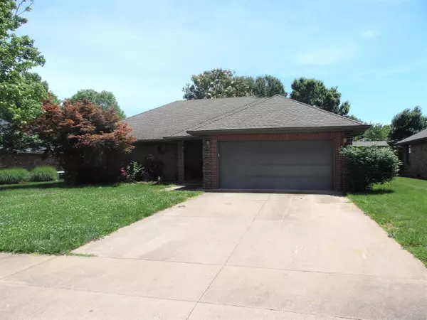 3610 S Lexus AVE, Springfield, MO 65807