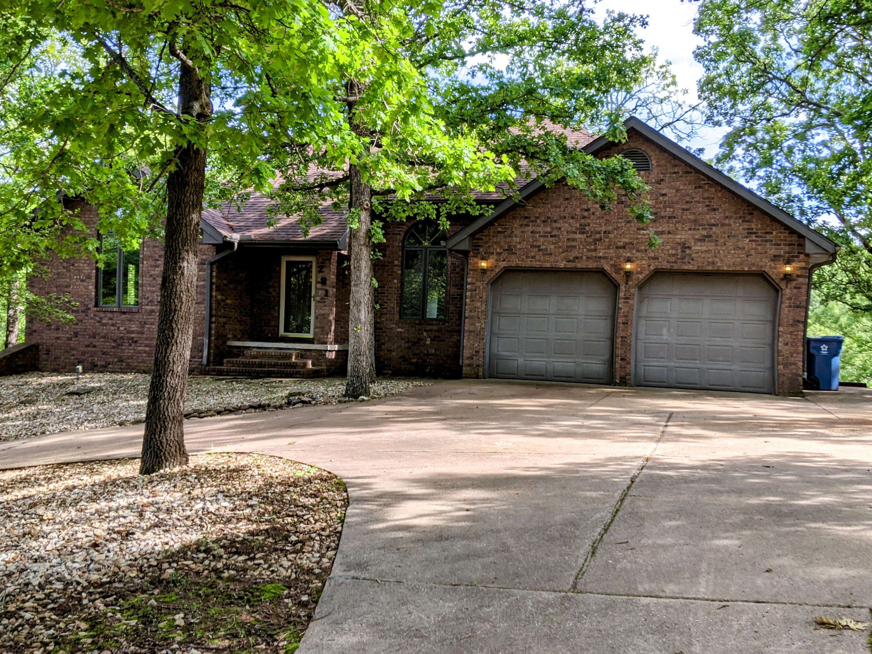 281 Sunny Brook DR,  Branson,  MO 65616