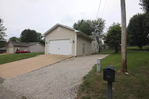 Thayer, MO 65791,327 Brittany LN