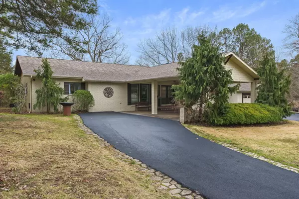 Shell Knob, MO 65747,25857 Ledge DR