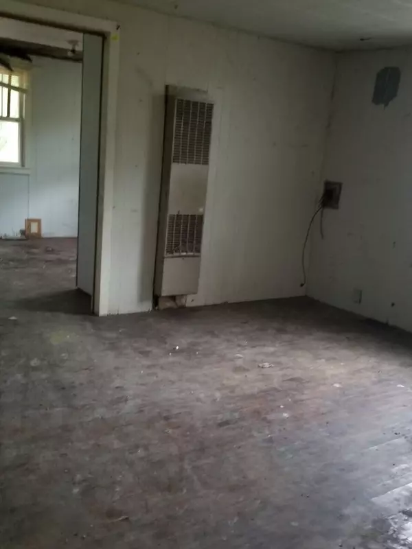 Goodman, MO 64843,328 Garner Road