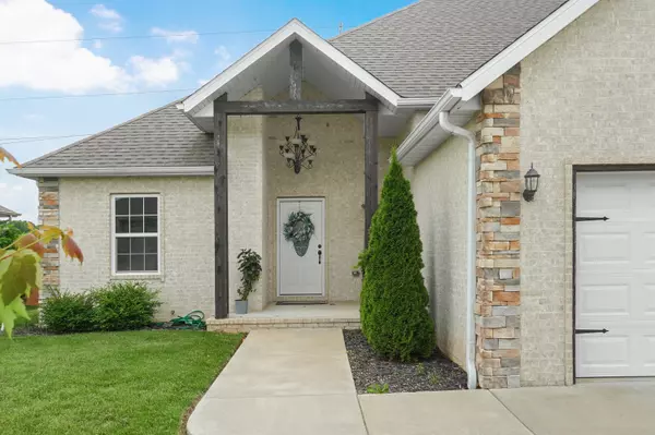 Strafford, MO 65757,5662 E Gatehouse DR