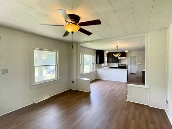 Miller, MO 65707,11471 Lawrence 2040