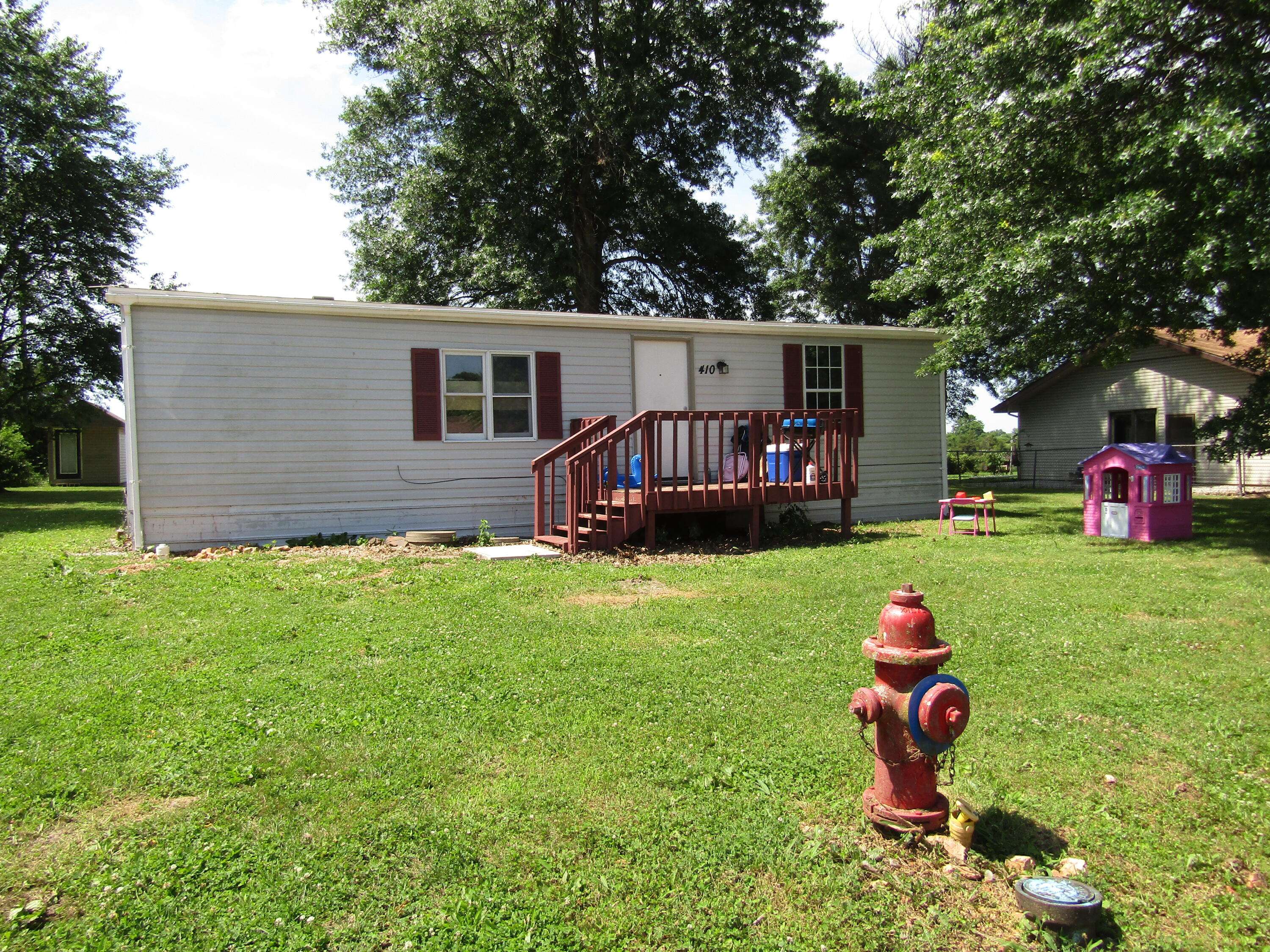 410 W Howard AVE, Billings, MO 65610
