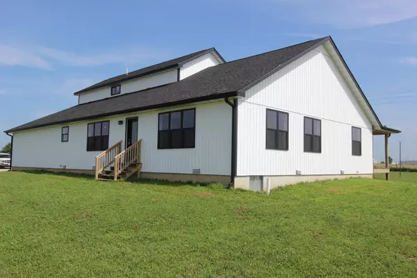 Seymour, MO 65746,1144 Trimble RD