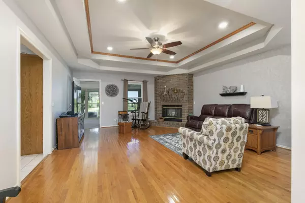 Nixa, MO 65714,307 S 38th ST