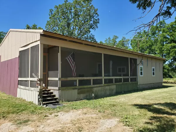 Ava, MO 65608,13042 Co RD #5-402