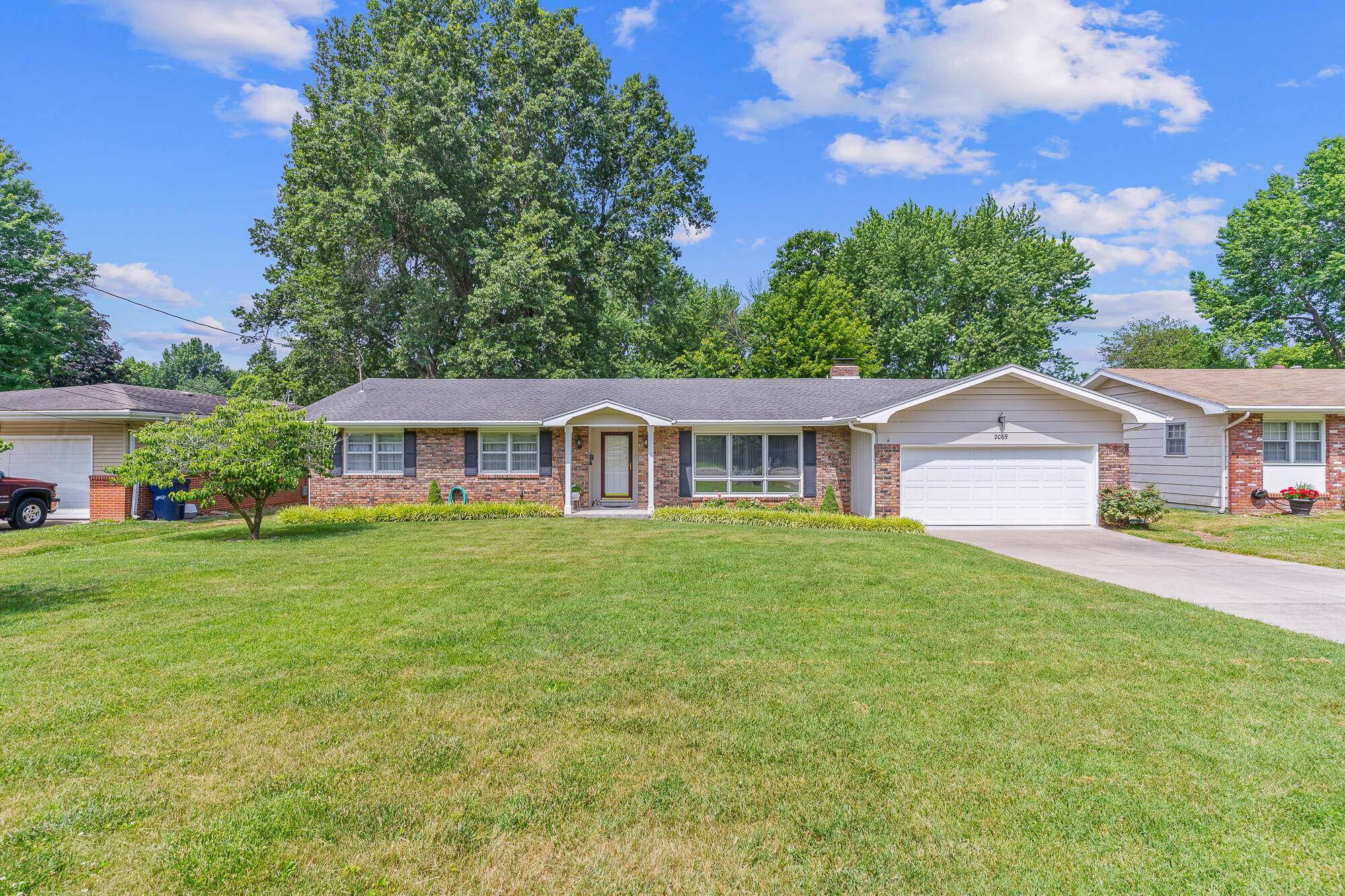 2069 S Kimbrough AVE, Springfield, MO 65807