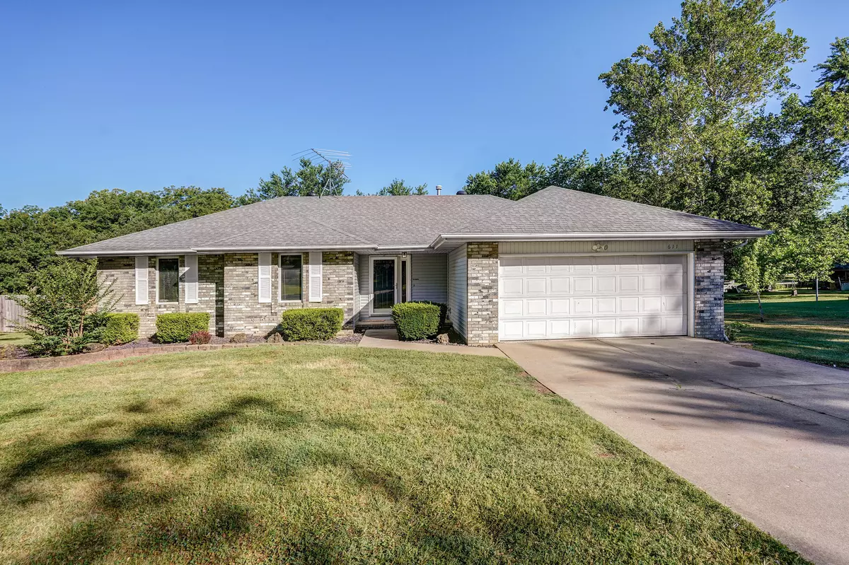 Willard, MO 65781,611 S Main ST