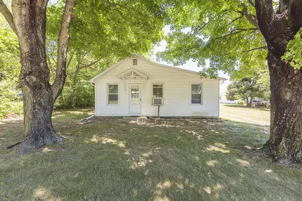 408 S Tartar AVE, Miller, MO 65707