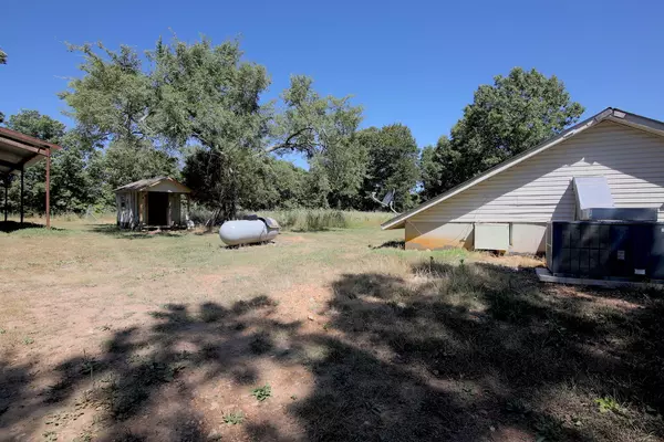 Mammoth Spring, AR 72554,2527 Union Hill RD