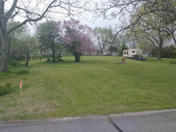 1007 Washington, Sarcoxie, MO 64862