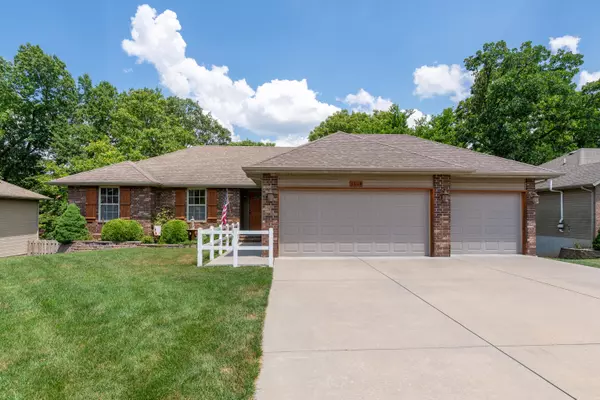 5328 S Winsor DR, Battlefield, MO 65619