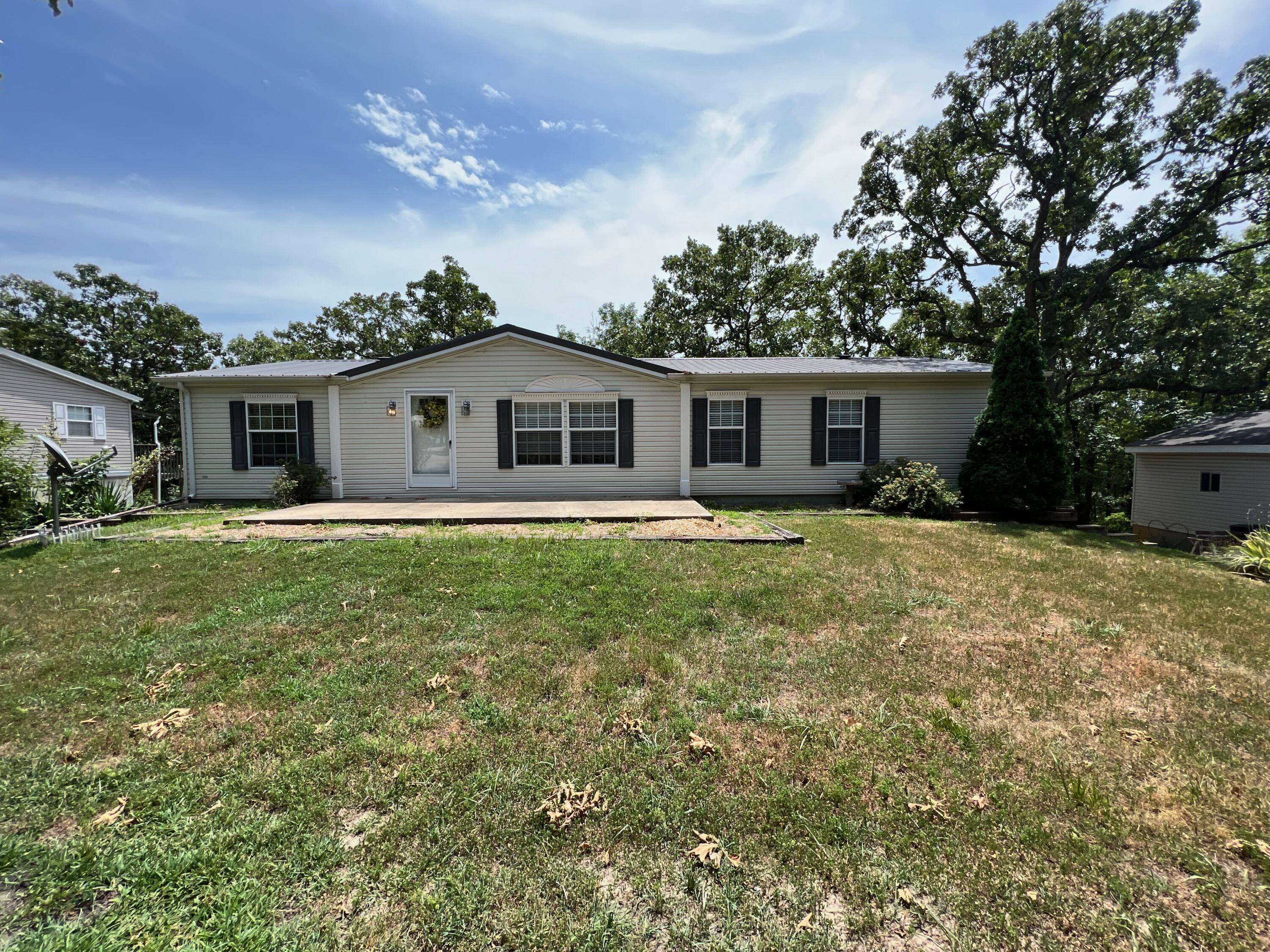 26086 County Road 262,  Hermitage,  MO 65668