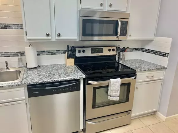 Branson, MO 65616,350 S Wildwood DR #B-12