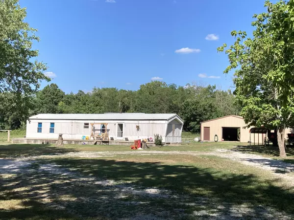 12497 Highway B, Wheatland, MO 65779