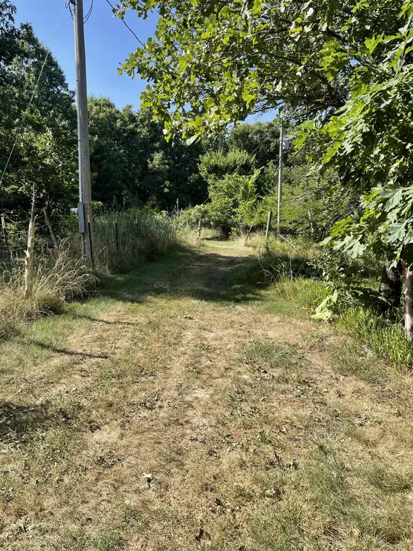 Louisburg, MO 65685,3397 S 240th Road