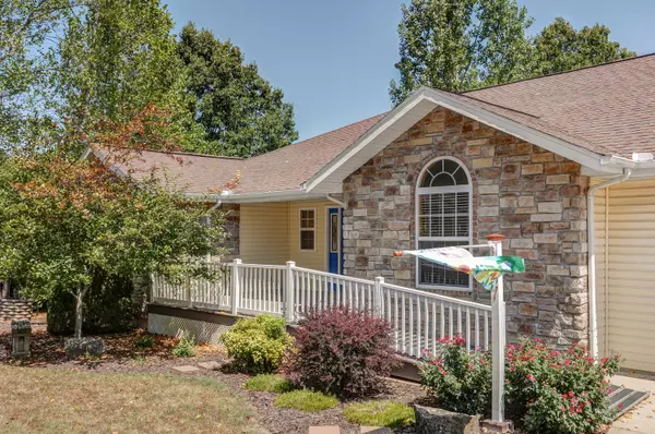 Cape Fair, MO 65624,337 Panorama DR