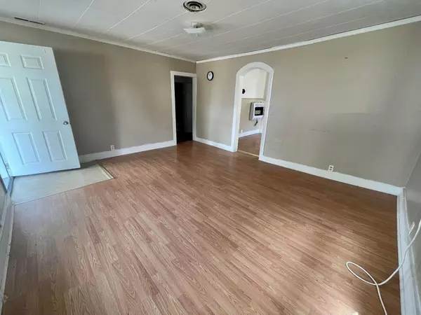 Ava, MO 65608,604 Lyle ST