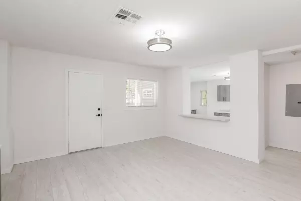 Joplin, MO 64801,130 N Jackson AVE