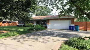 2628 E Alameda ST, Springfield, MO 65804