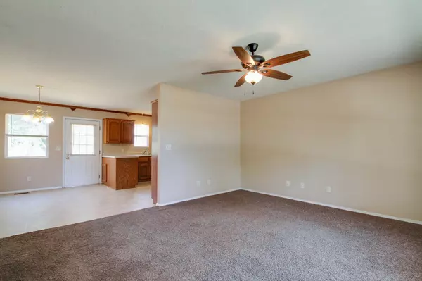 West Plains, MO 65775,1941 Meadow DR