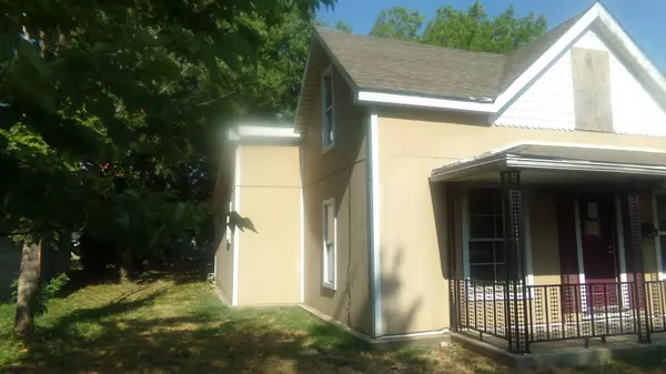 Webb City, MO 64870,524 N Webb ST