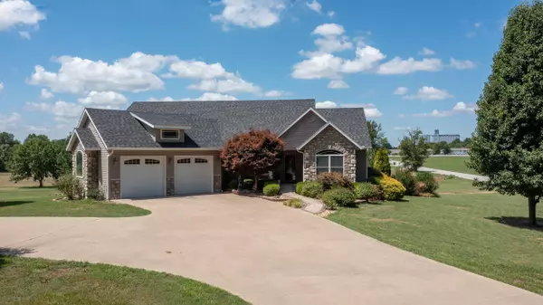 Lamar, MO 64759,2001 Hagnay ST