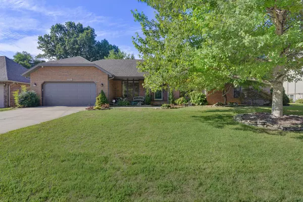 3934 E Linwood TER, Springfield, MO 65809